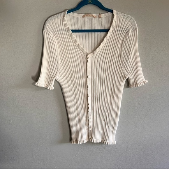 Soft Surroundings White Ribbed Stretchy Short Sleeve V Neck Ruffle Top 1X - Picture 1 of 5